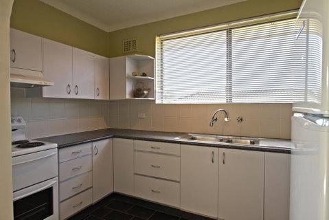 Oaks Apartment At Dee Why Beach - Accommodation Port Hedland 3