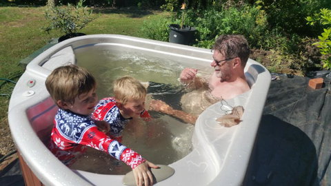 Oaktree Guest House - Accommodation Port Hedland 2