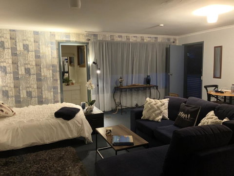 Ocean View Studio - Accommodation Port Hedland 2