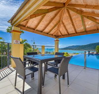 Ocean Views Galore - Airlie Beach - Accommodation Port Hedland