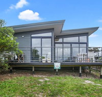OCEANS 12 - modern ocean view villa - Accommodation Port Hedland