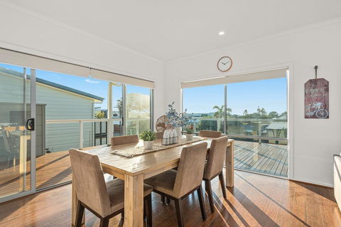 Oceans Eight - Accommodation Port Hedland 3