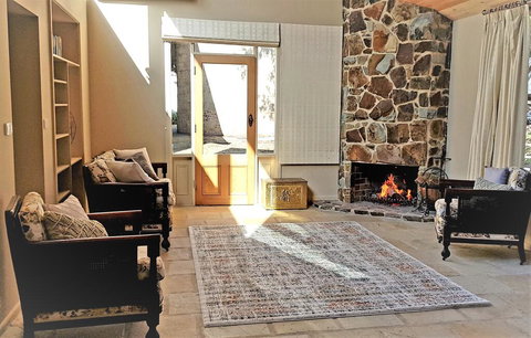 Olinda Yarra Cottage - Accommodation Port Hedland 0