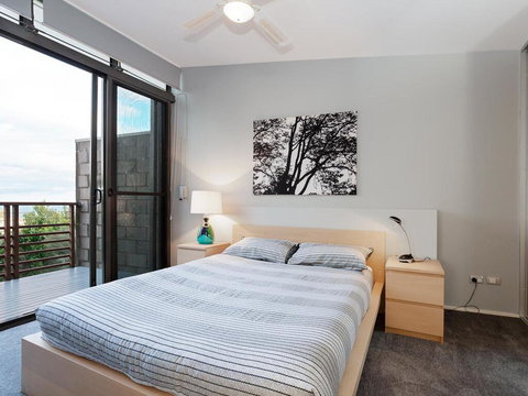 One Mile Ridge', 12a/26 One Mile Close - Stunning Views, Air Con, Infinity Pool - Accommodation Port Hedland 1