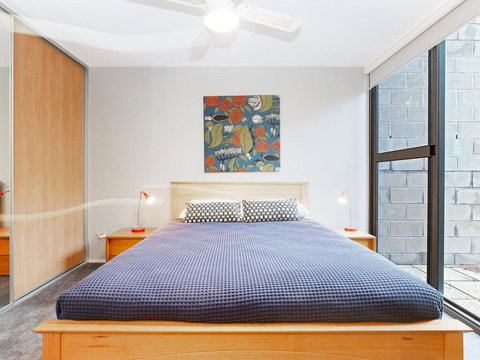 One Mile Ridge', 12a/26 One Mile Close - Stunning Views, Air Con, Infinity Pool - Accommodation Port Hedland 3