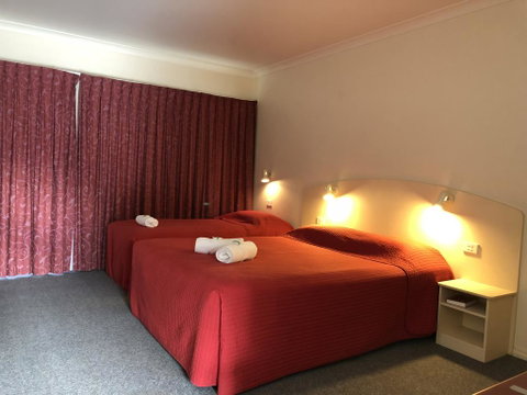 Outback Quarters- Motel Hay - Accommodation Port Hedland 0
