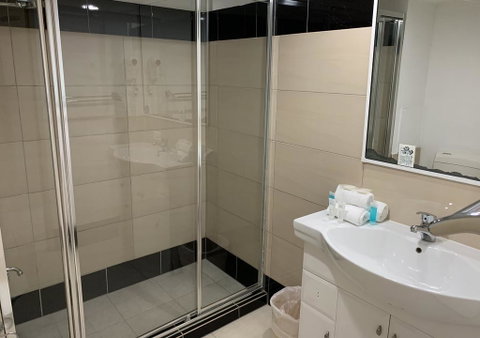 Outrigger Burleigh - Accommodation Port Hedland 3