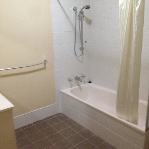 Oxley Court Serviced Apartments - Accommodation Port Hedland 3