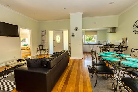 Paddys Creek Retreat - Accommodation Port Hedland 3