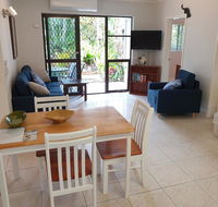 Palms Trinity Beach - Accommodation Port Hedland