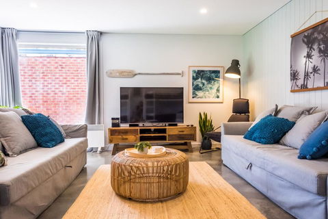 Pandanas Apartments 17B - Mollymook Beach - Accommodation Port Hedland 0
