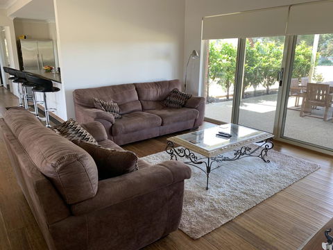Peaceful Way Retreat - Accommodation Port Hedland 2