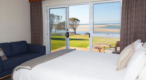 Pelican Sands Scamander - Accommodation Port Hedland 1