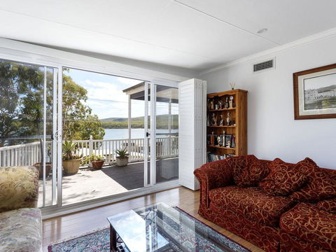 Perfect Seclusion - Top Level Only - Accommodation Port Hedland 3
