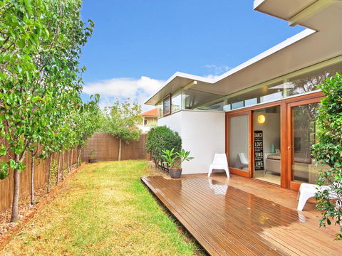 Perla Del Mare - Accommodation Port Hedland 0