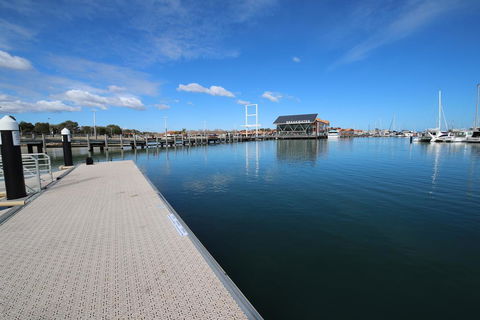Perth Beachside Holiday House - Accommodation Port Hedland 2
