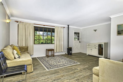 Pet Friendly Hideaway Leura - Accommodation Port Hedland 3