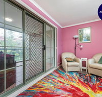 Pet Friendly Home - Pool  Parking - Tennis Court - Accommodation Port Hedland