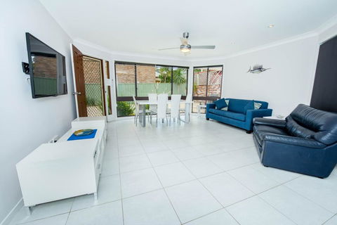 Pet Friendly Tomaree Rd 142 - Shoal Bay - Accommodation Port Hedland 0