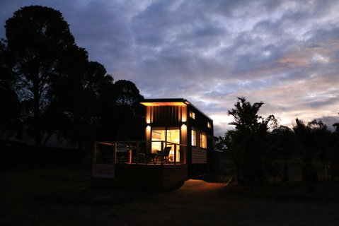 Pink Lake Tiny House - Accommodation Port Hedland 2