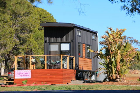 Pink Lake Tiny House - Accommodation Port Hedland 1