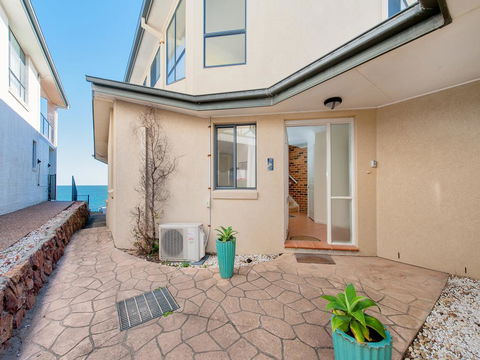 Portovenere Fishermans Bay - Accommodation Port Hedland 2