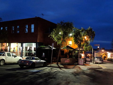 Prince Of Wales Hotel - Accommodation Port Hedland 0