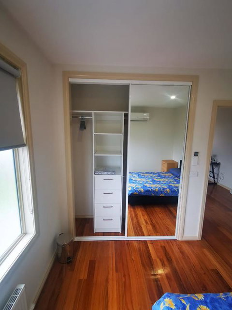 Private Luxury Bedroom - Accommodation Port Hedland 3
