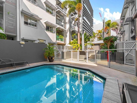 Private Room In The Valley - Accommodation Port Hedland 0