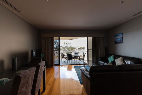 Promenade Executive Apartments - Accommodation Port Hedland 0