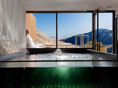 QT Falls Creek - Accommodation Port Hedland 2