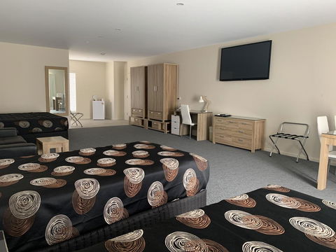 Quality Hotel Sherbourne Terrace - Accommodation Port Hedland 3