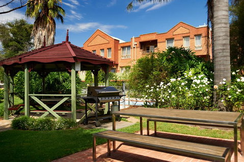 Quest Royal Gardens - Accommodation Port Hedland 2
