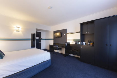 Ramada Diplomat Canberra - Accommodation Port Hedland 2