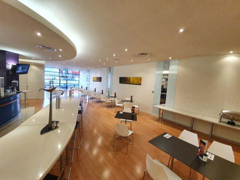 Ramada Encore By Wyndham Dandenong - Accommodation Port Hedland 2