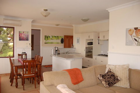 Ravensbourne Escape- Quingilli - Accommodation Port Hedland 2