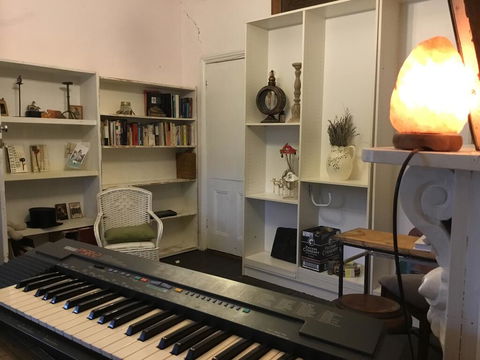 Redhaus Artist Cottage - Accommodation Port Hedland 2