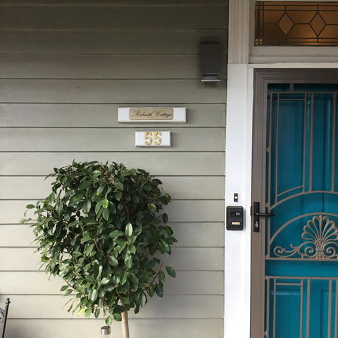 Redruth Cottage - Accommodation Port Hedland 0