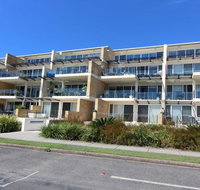 Regatta 3 - On The Lake- Little Street - Accommodation Port Hedland