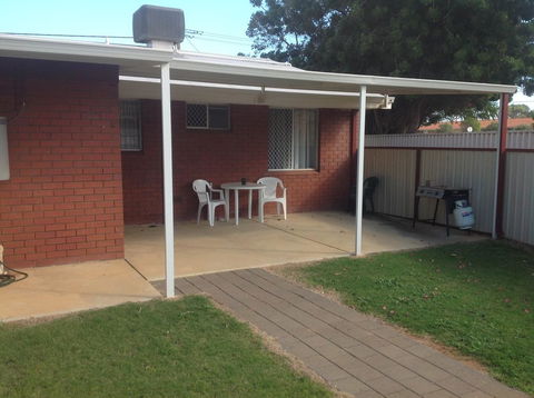 Rhodeside Lodge - Accommodation Port Hedland 3