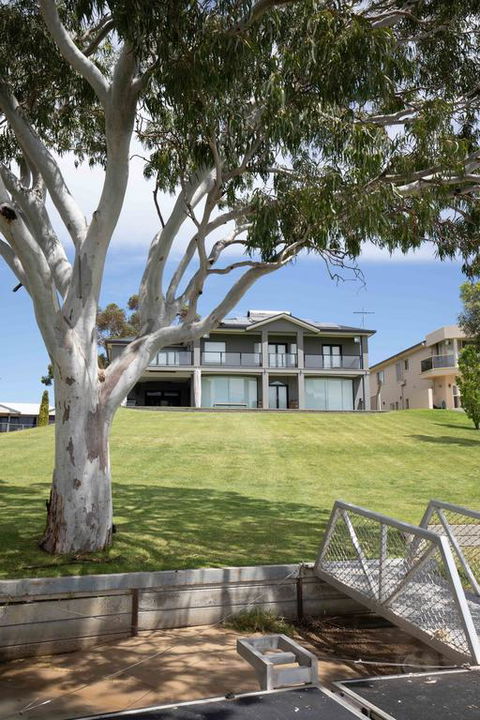River Devine - Accommodation Port Hedland 3