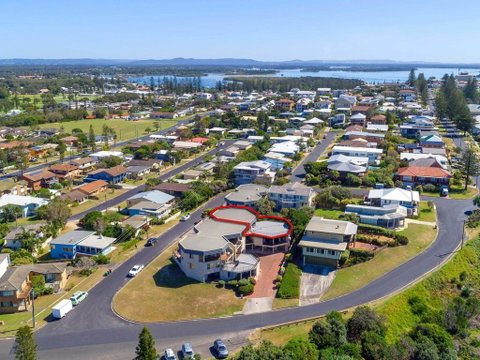 Romiaka 8 - Views Over The Pippi Beach - Accommodation Port Hedland 2