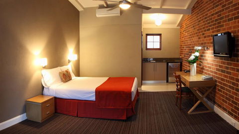 Rose & Crown Hotel - Accommodation Port Hedland 1
