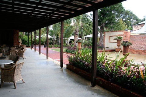 Rose & Crown Hotel - Accommodation Port Hedland 3
