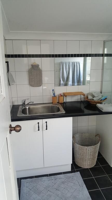 Rosslyn Cottages - Accommodation Port Hedland 2