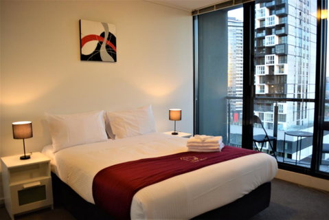 Royal Stays Apartments - Whiteman St - Accommodation Port Hedland 1
