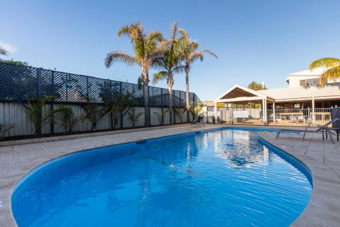 Sails Geraldton Accommodation - Accommodation Port Hedland 0