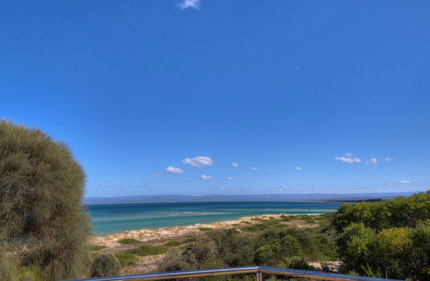 Sandbar Beach House - Accommodation Port Hedland 3