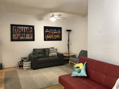 Santa Monica Apartment - Accommodation Port Hedland 0