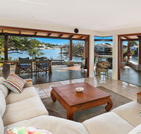 SCHMAN55-WATERFRONT RESORT-STYLE ENTERTAINER - Accommodation Port Hedland